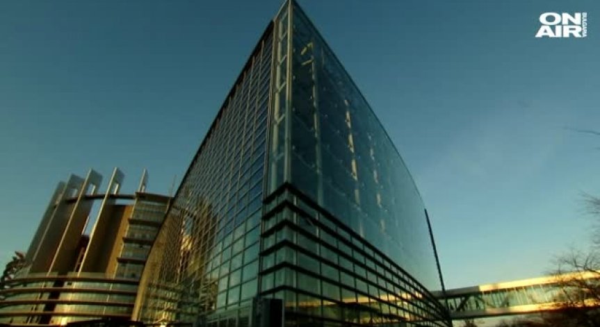 Българите вярват повече на европейските институции, отколкото на националните