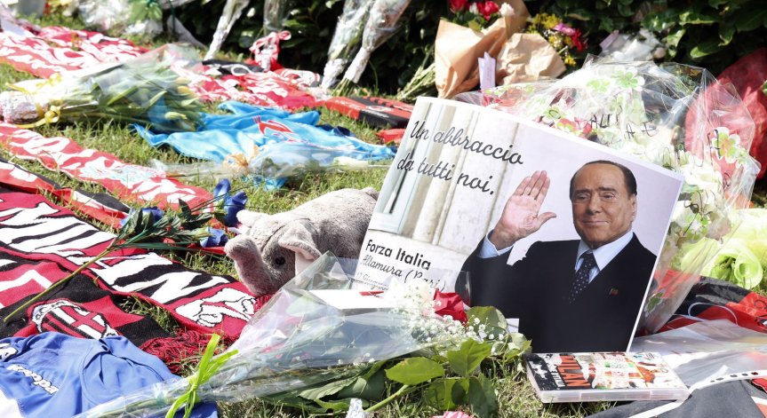 Ден на траур в Италия, погребват Берлускони с държавни почести