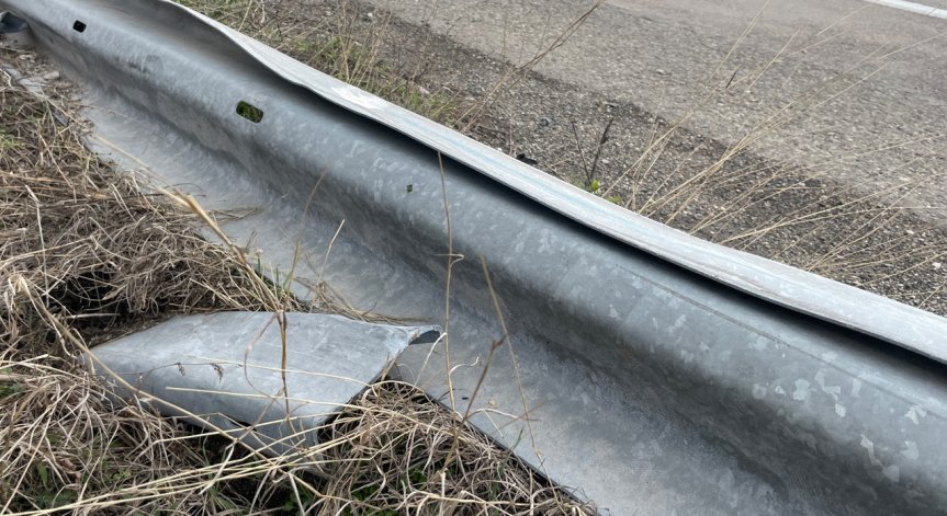 Катастрофа между два камиона затруднява движението по АМ 