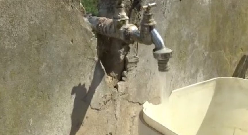 Омбудсманът пита премиера какво става с помощите за сметките за вода