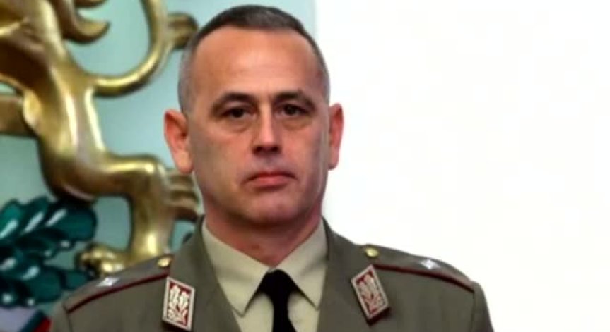 Сменят шефа на НСО:  Генерал-майор Данчо Дяков освобождава поста си в края на месеца