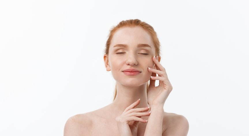 През лятото кожата ни е изложена на повече топлина.