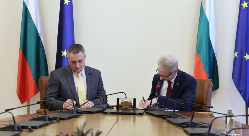 Премиерът Денков подписа Меморандум за сътрудничество с 