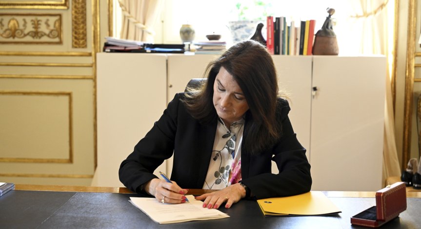 Швеция подписа официално искане за членство в НАТО