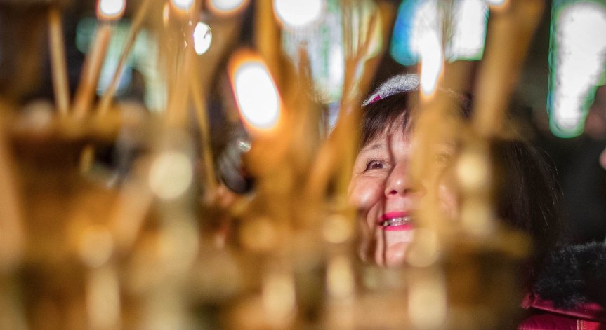 Св. Александър живял в царуването на Константин Велики.