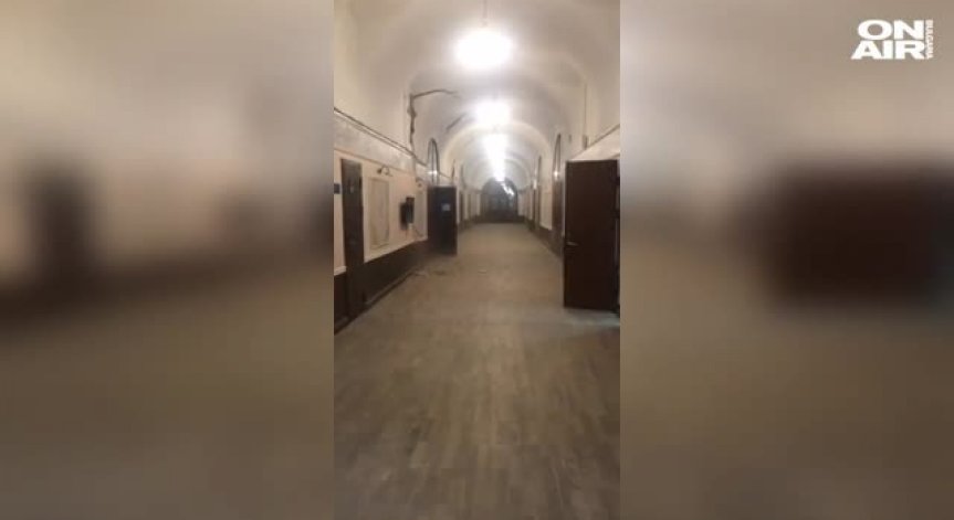 Покривът на университета в Санкт Петербург се срути