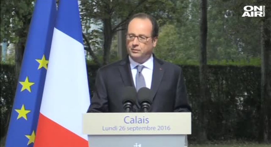 Лагерът в Кале трябва да бъде премахнат, заяви Оланд