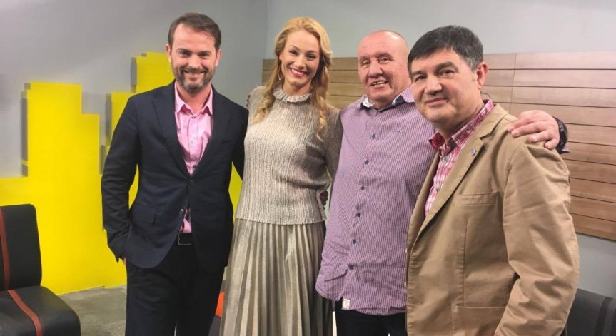 За смеха почивка няма. Първоаприлско със Шкумбата, Михаил Дюзев и Иво Райчев