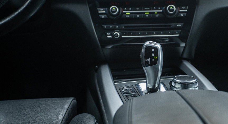 Колата придърпва и превключва лошо - какви са причините при автоматична трансмисия?