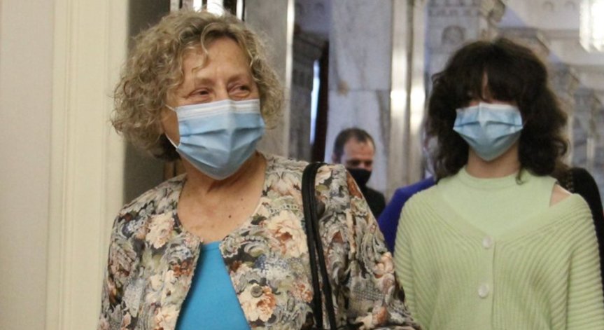 Емоционална Нешка Робева към Стефан Янев: Простете, Генерале, не сме дорасли