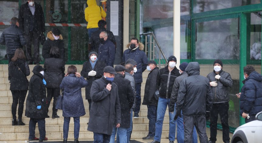 Има ли още заразени депутати и колко са те?