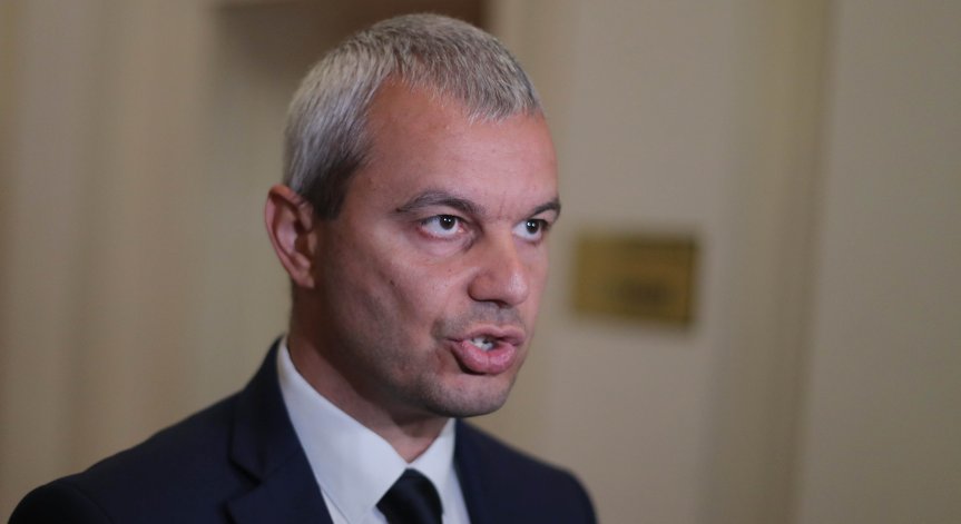 Костадинов: Готови сме със състав на кабинет, не сме отказвали тази отговорност