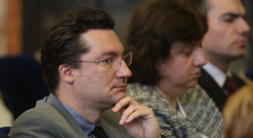 Крум Зарков обяви намерението си да подаде молбата си още в петък.