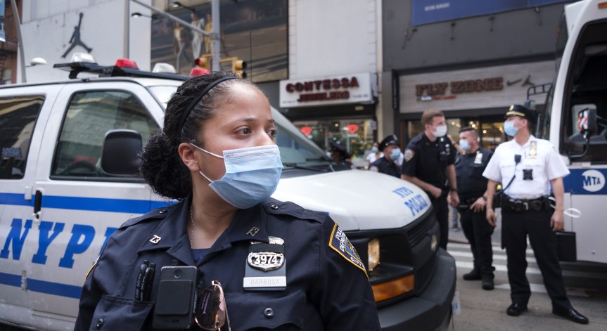 Стрелба в Бруклин, има много ранени