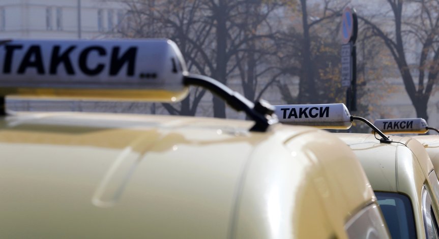 Таксиметров шофьор се самоуби в Сливен, случаен минувач го намери