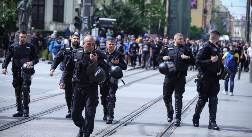 Без напрежение премина шествието на 