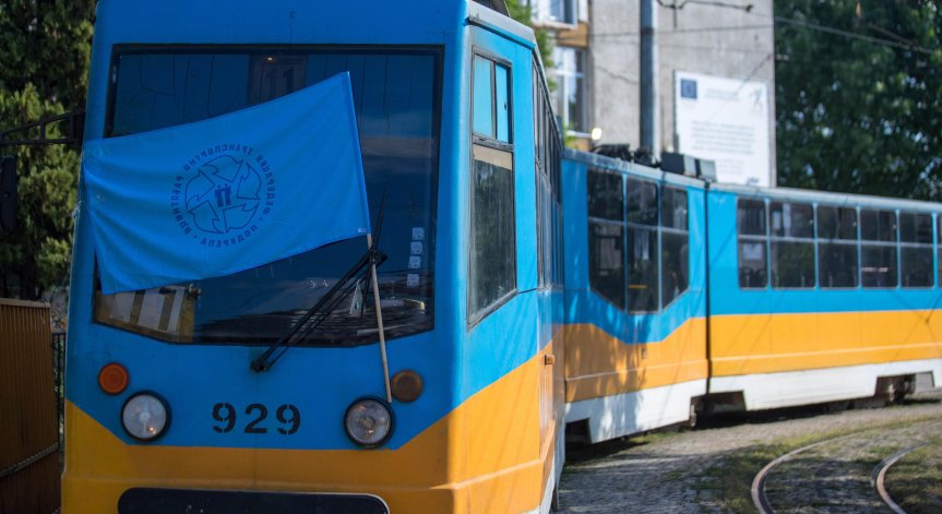 Метрото се движи като има допълнителни влакове.