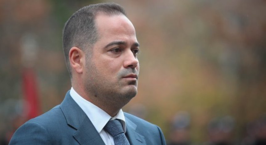 Калин Стоянов: Другият автомобил, а не този на НСО с Петков, е отнел предимство