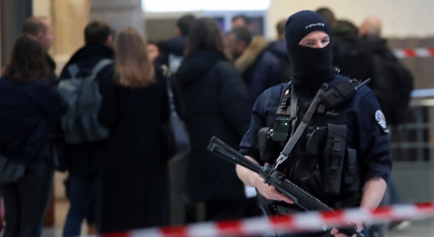 Насилието не се е отразило на движението по линията.