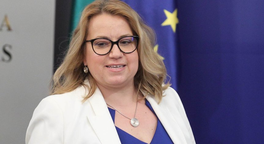 Назначиха Деница Златева за шеф на 