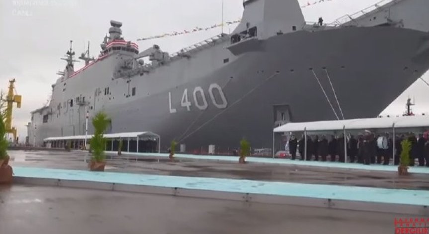 Турция вече е във владеенето на десантен кораб, самолетоносач, който е уникален