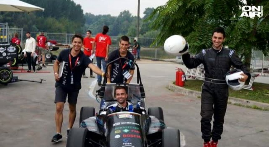 Студенти от ТУ в София създадоха първия болид у нас