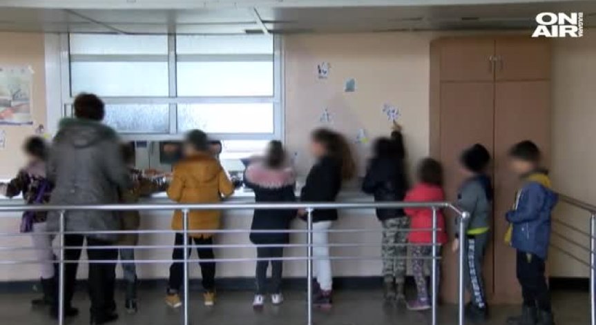 Момче, момиче или... друго: Анкета за половете в училище разбуни духовете