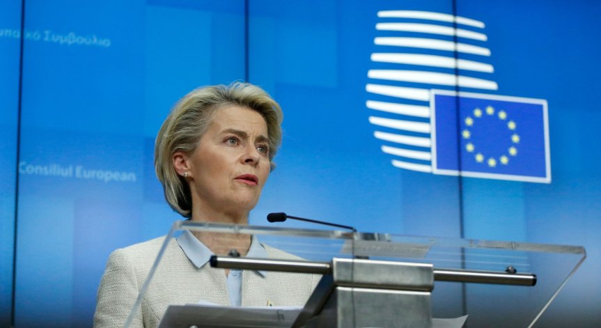 ЕК: Бавната ваксинация в България ще доведе до периодични локдауни