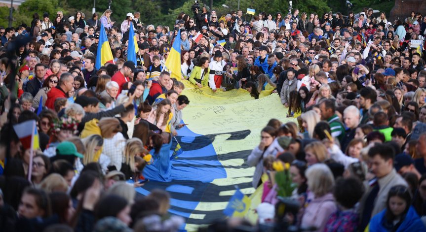 Германия отпуска 2,4 млрд. евро за 800-те хил. украински бежанци в страната