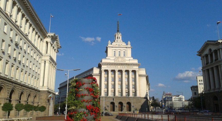 БСП планира вот на недоверие срещу кабинета след Нова година