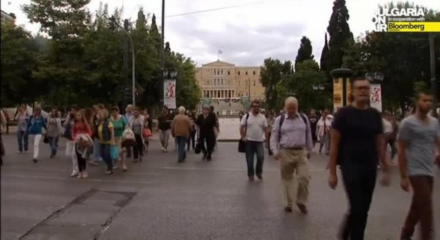 Гръцката банкова ваканция остава до понеделник