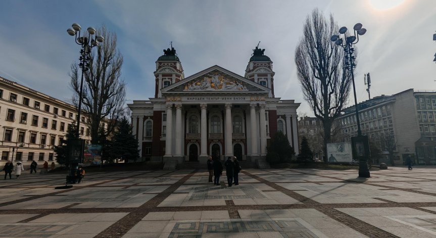 Български представления с билети по 10 евро: Народният театър обяви програмата за януари