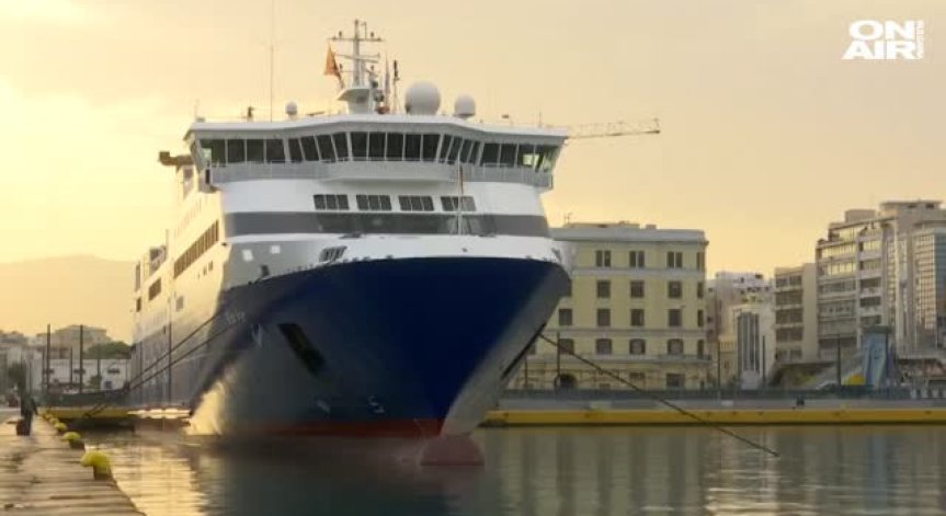 Български туристи са блокирани в Гърция заради счупен ферибот