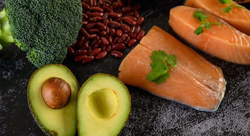 Храната, която приемаме, може да промени работата на мозъка ни.