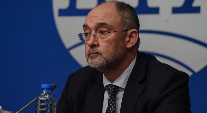 Величков отговори: Изхвърлям Боби Михайлов от футбола, Конгрес на 20 май няма да има
