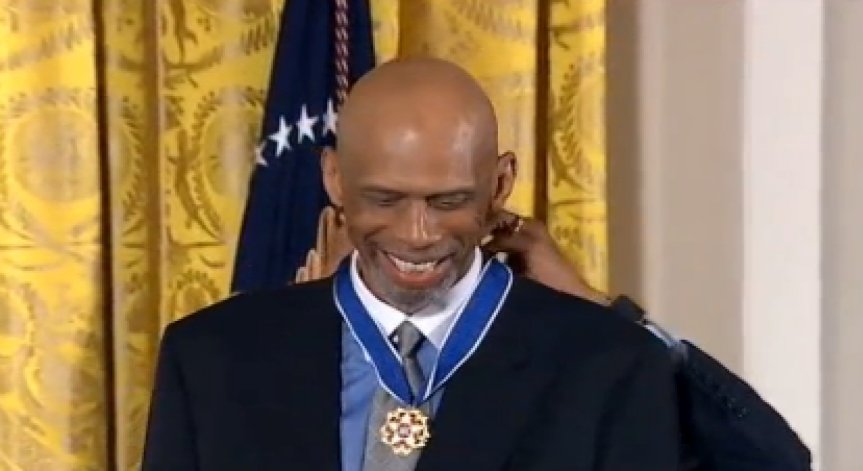 Обама връчи медала на свободата