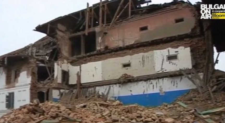 Властите в Непал изключват да има още оцелели след земетресението