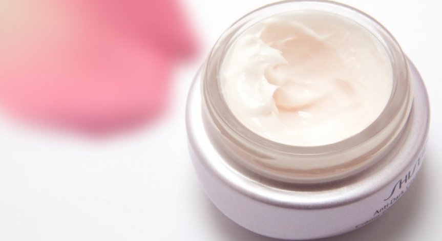 Защо глицеринът е важен за кожата ни?