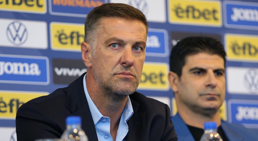 Кръстаич обяви групата за предстоящите контроли, но отново без голмайстора на Първа лига