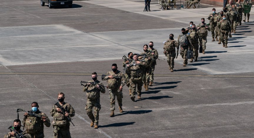 САЩ: В България може да се наложи разполагане на повече сили на НАТО