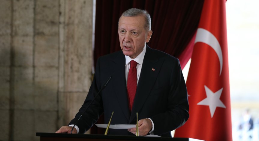 След кризата между Анкара и Кайро: Ердоган кацна в Египет