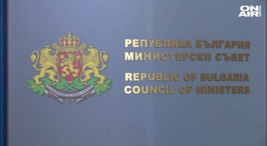 Управляващата коалиция се събира, за да реши как ще осигури кворум