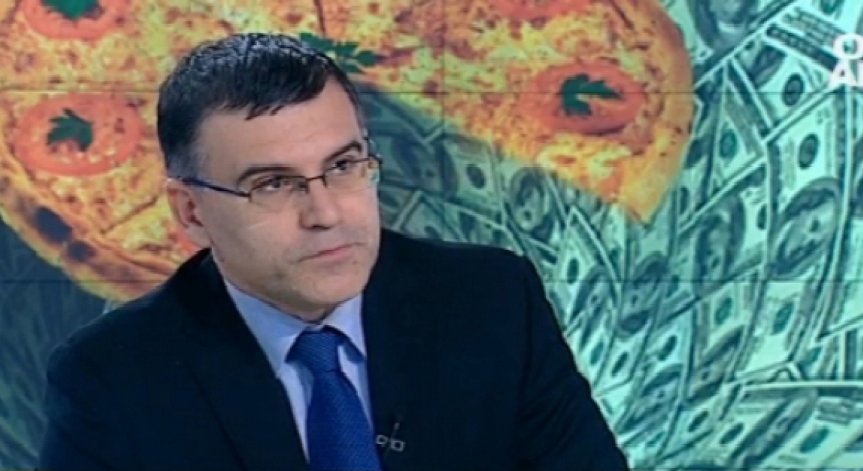 Няма да издирват Дянков, сам се предаде на прокуратурата
