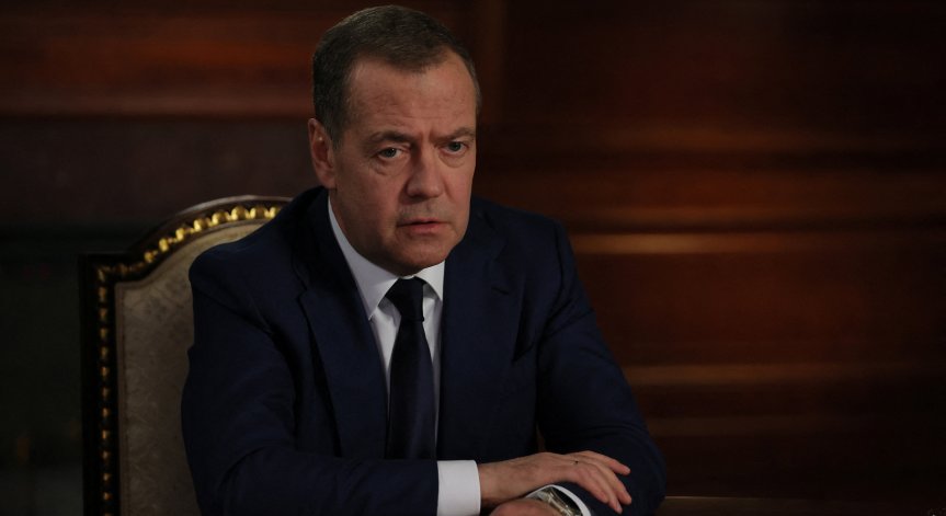 Медведев: Третата световна война почти започна