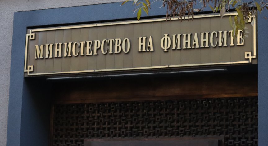Държавата отпуска над 20 млн. евро за подкрепа на училищния и междуселищния транспорт