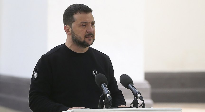 Украйна изтласква руските войски от Бахмут, Зеленски се зарече да възвърне всяко късче земя