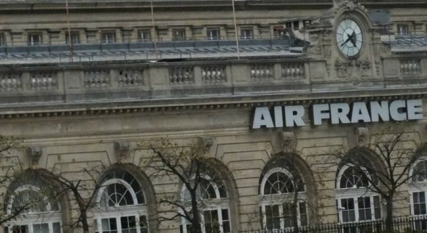 Трети ден стачка на Air France: Компанията ще изпълни 80% от полетите си