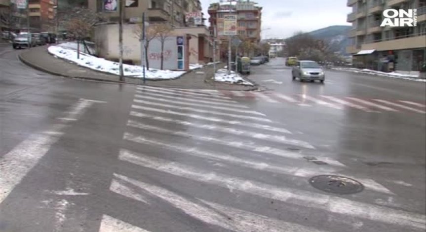 До лятото кметовете трябва да оправят пешеходните пътеки