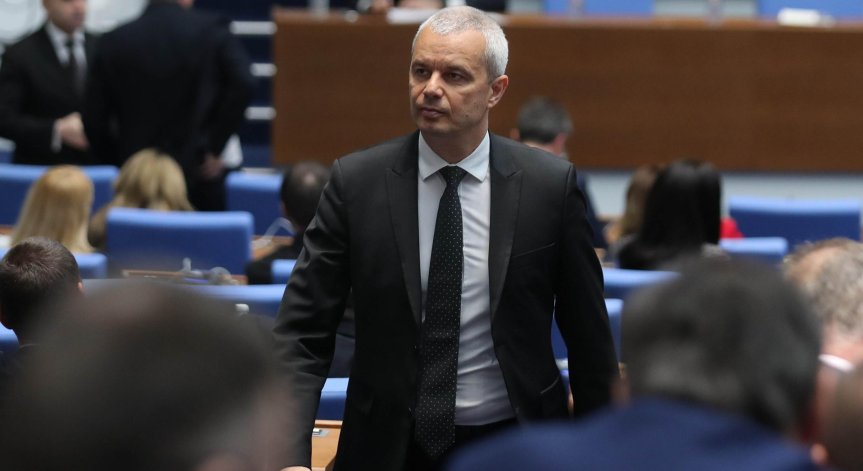 Костадинов: Бог да прости България на олигарсите, време е да основем нова