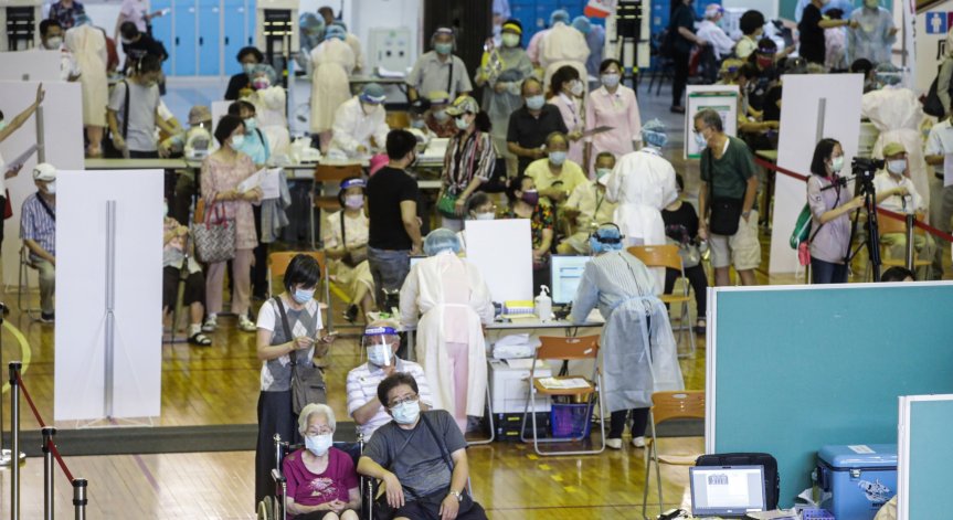 Ударна ваксинация в Китай: Поставени са 1 млрд. дози срещу Ковид-19